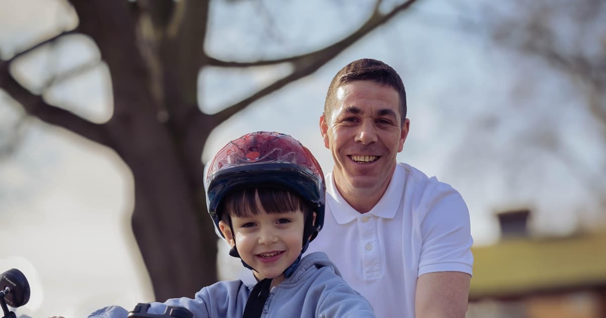 London eBike Tour with Real Artefacts - 3hr Small Group Tour