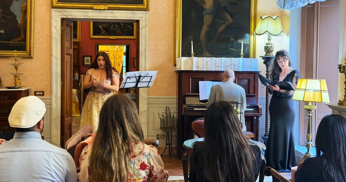 Tour guiado por los Apartamentos Secretos Doria Pamphilj y concierto de ópera