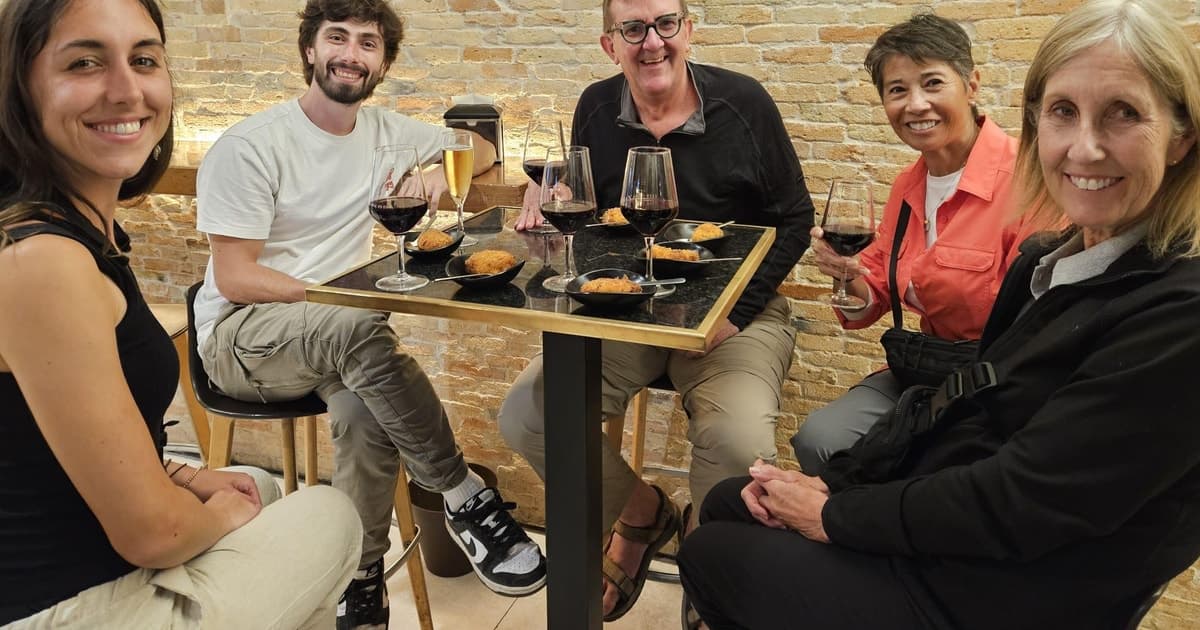Tour de pintxos secretos de San Sebastián: come donde van los locales