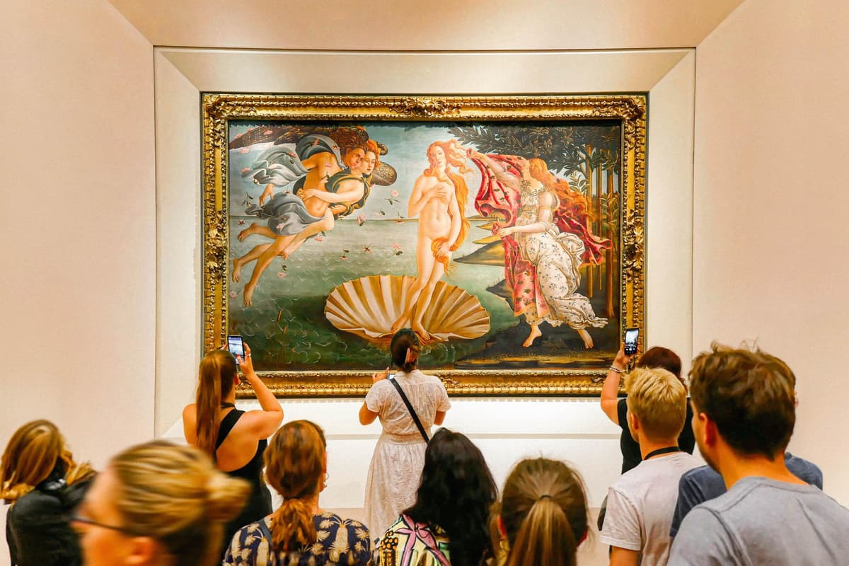 Florence: Uffizi Small Group Guided Tour with Priority Entry
