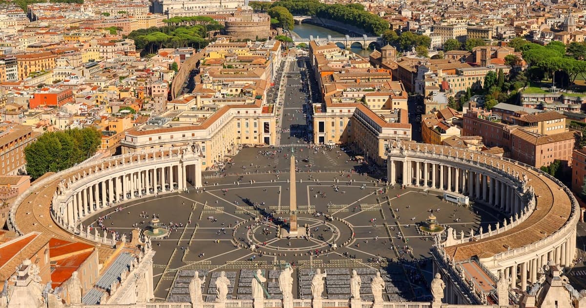 Roma: basílica de San Pedro, La Pietà, tumbas papales y cúpula