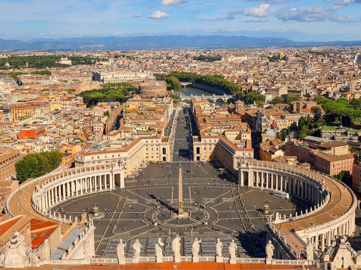 Rome: St. Peter’s Basilica, La Pietà, Papal Tombs and Dome