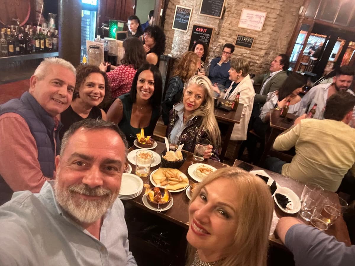 Seville: Tapas Bars, Wine and Flamenco