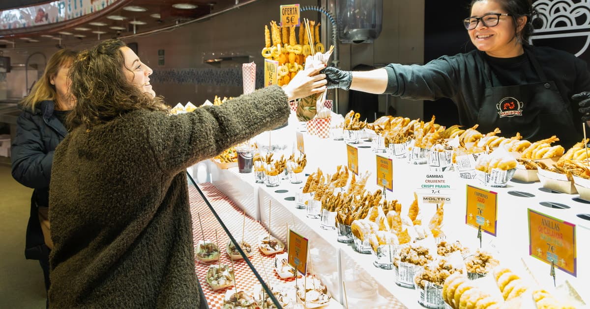 Barcelona: Hidden Markets & Authentic Tapas Tour