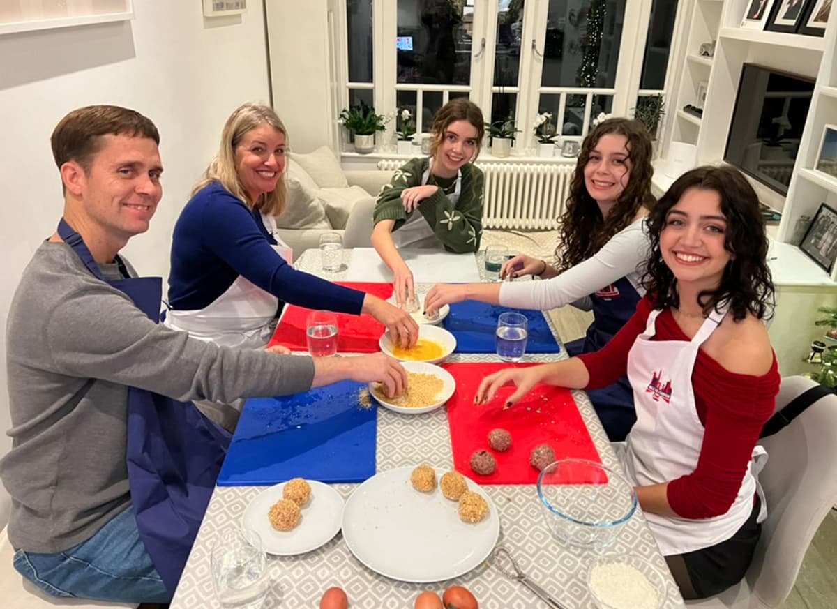 London Cooking Class & Local 7 Course Tasting Dinner