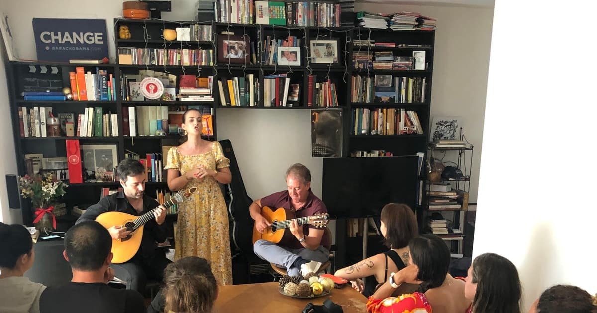 Lisbon: Fado Concert with Commentary and Snacks