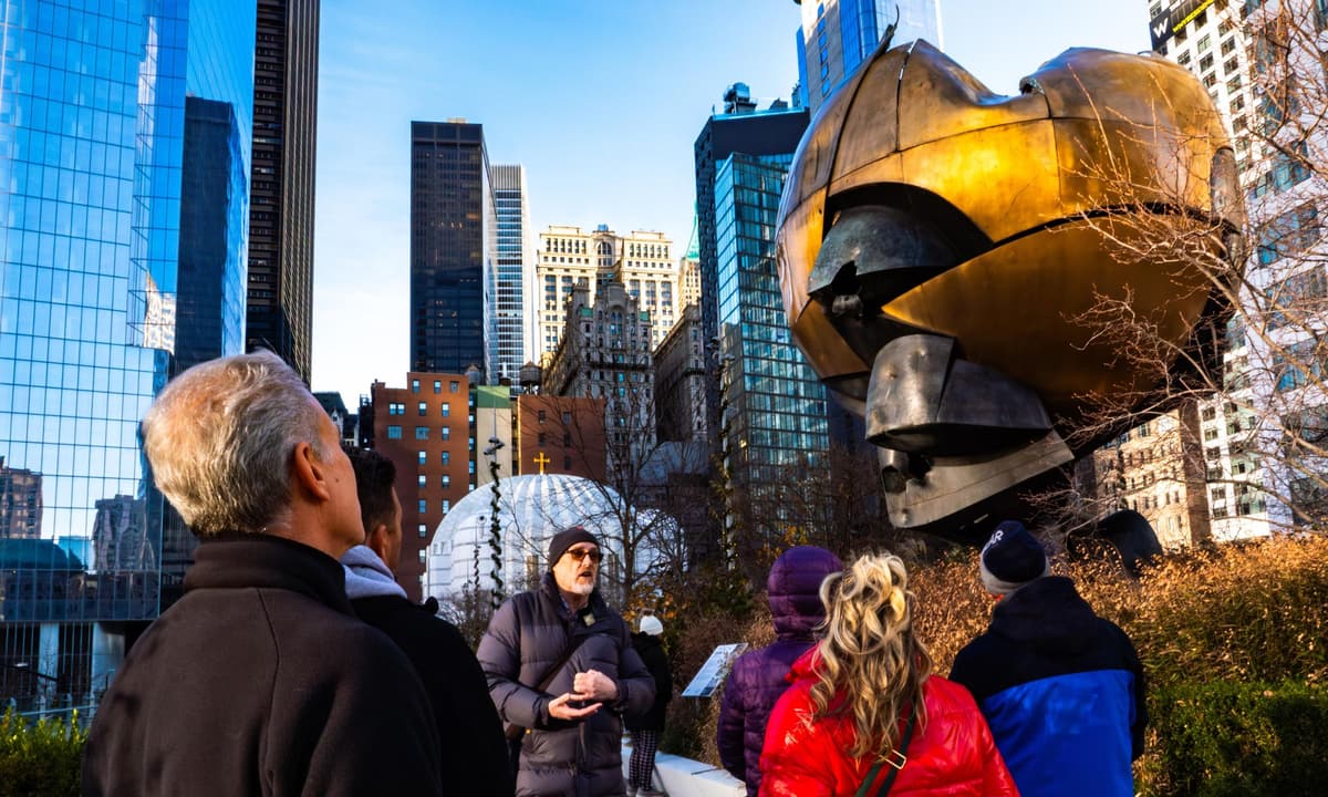 9/11 Memorial & Ground Zero Tour with Optional Museum Entry