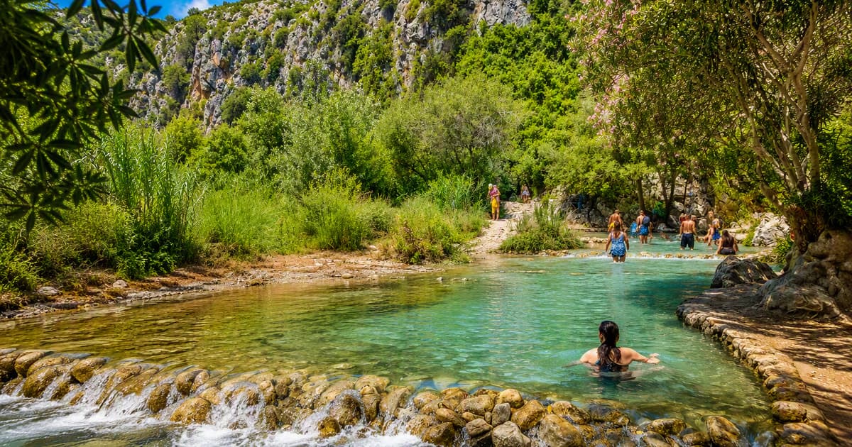 Desde Valencia: Excursión a Guadalest, Altea y entrada a Cascadas del Algar