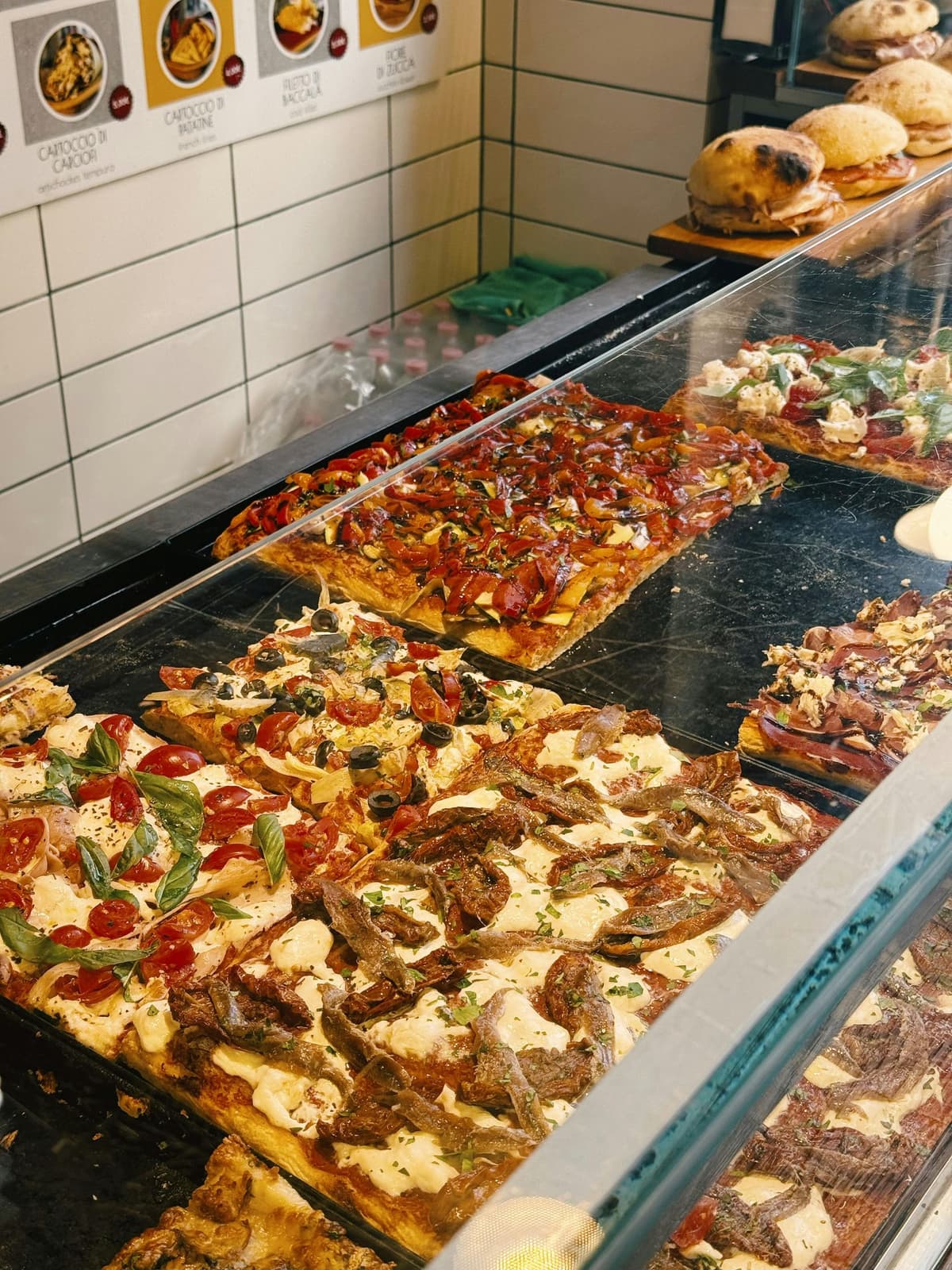 Rome: Street Food walking tour and Catacombs tour