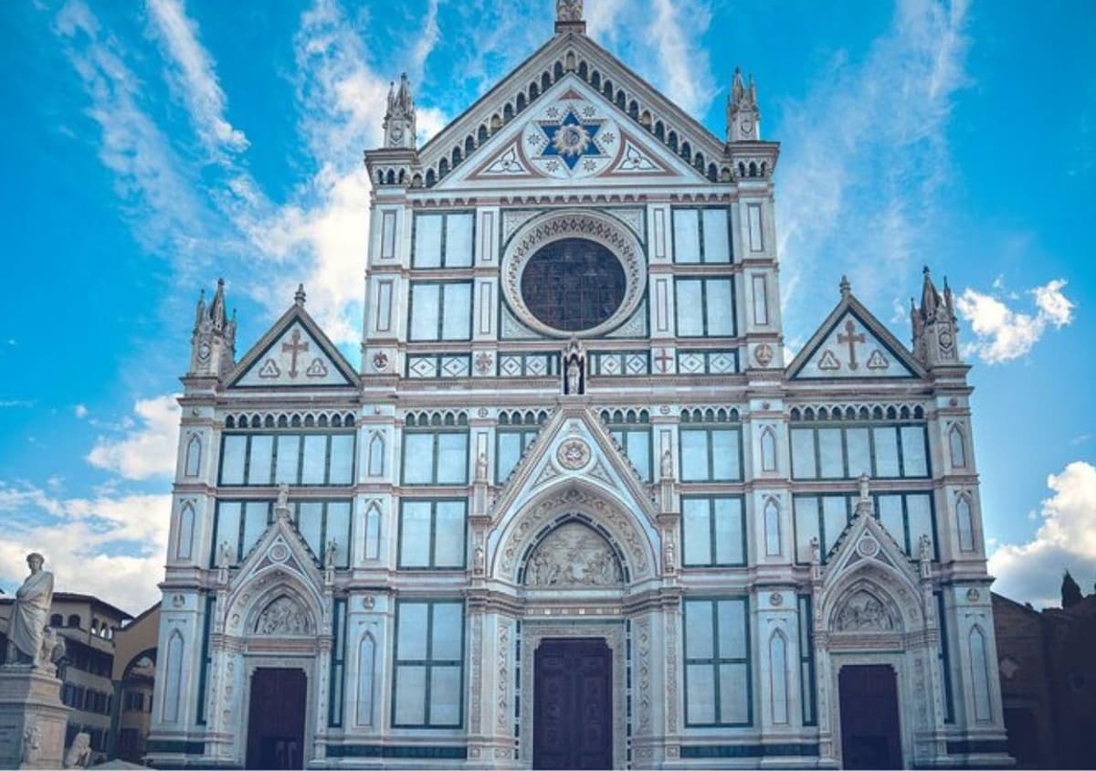 Santa Croce Church Guided Tour in Florence
