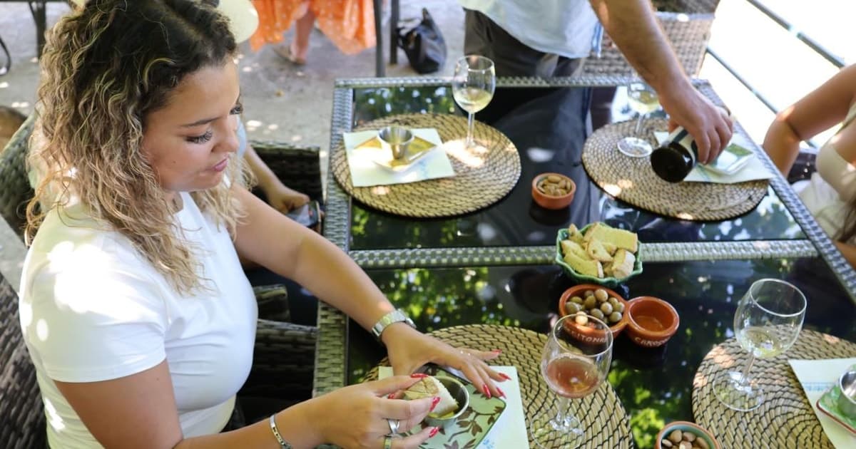 Douro Valley: Half-Day w/ Brunch, Tastings & a 1-Hour Cruise