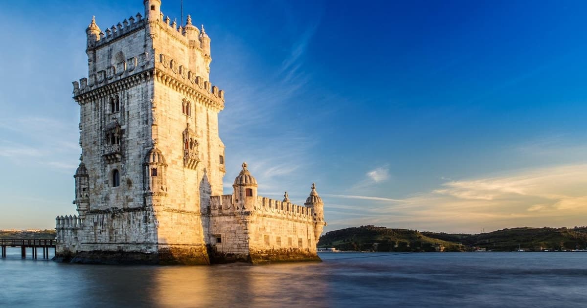 Lisbon: Old Town & Belem Tuk-Tuk Tour (3.5 Hours) private