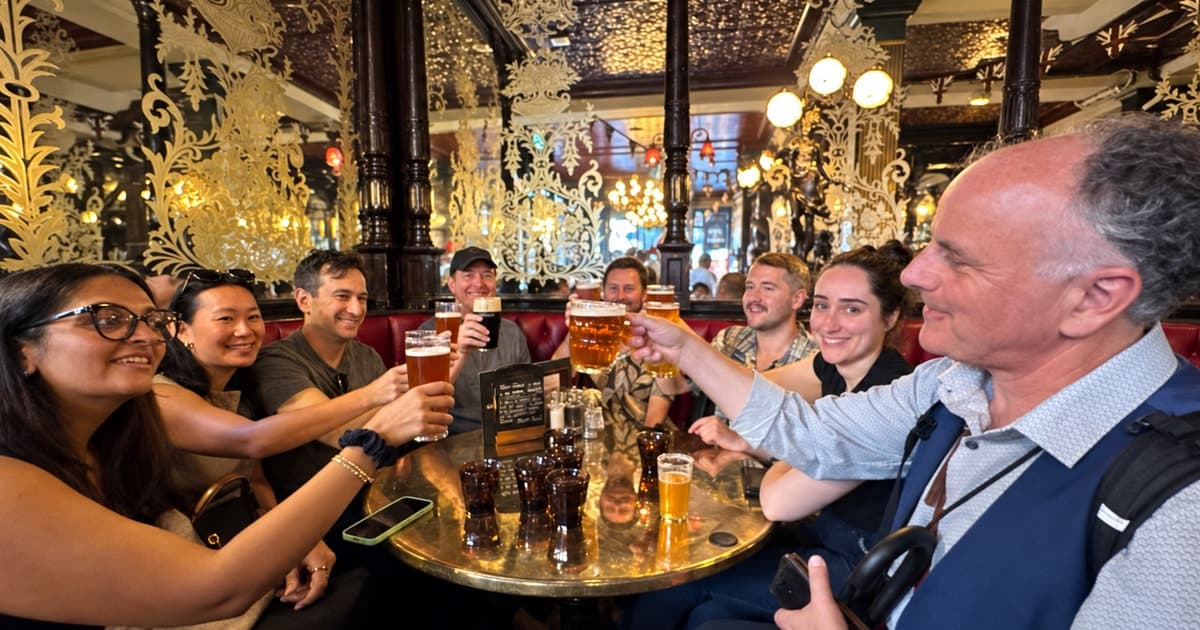 London's Covent Garden Historic Pub Tour