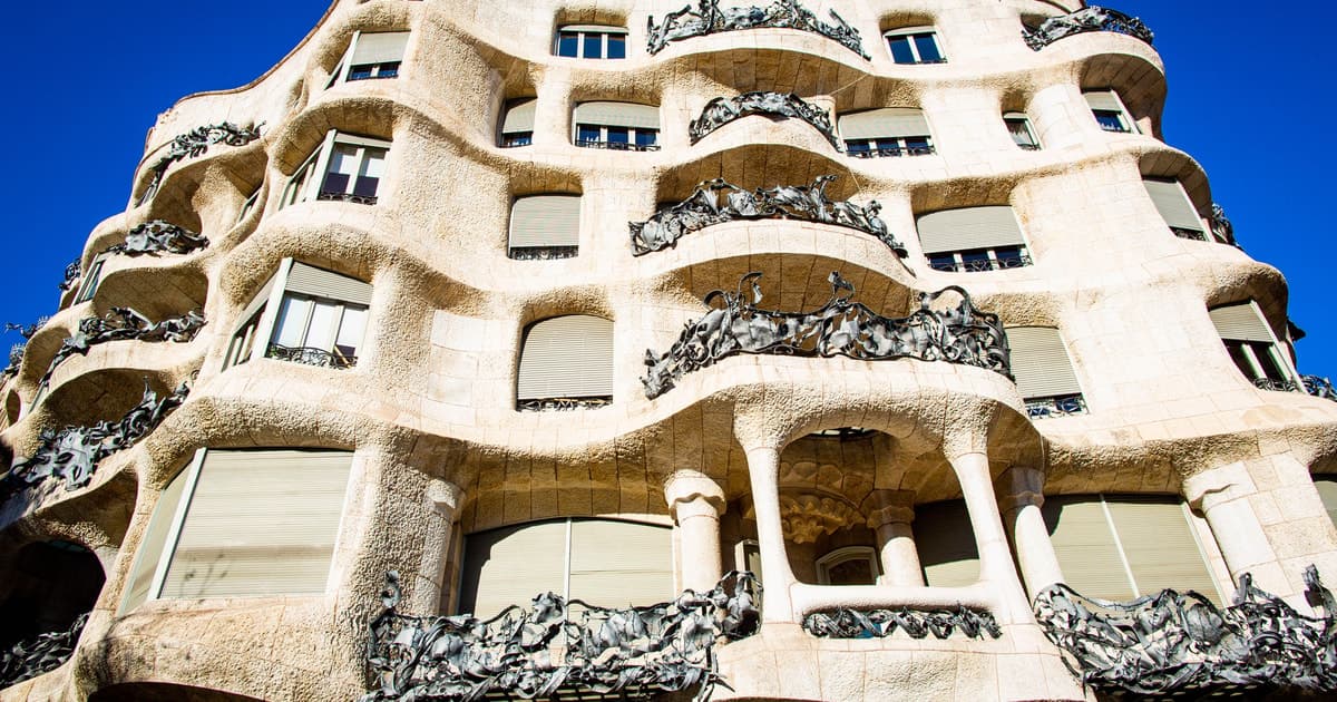 Tour en Segway por Barcelona: ❤️Lo más destacado de Gaudí❤️