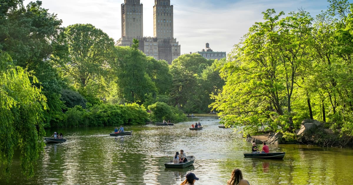 NYC: Central Park Guided Bike Tour with Equipment Rental