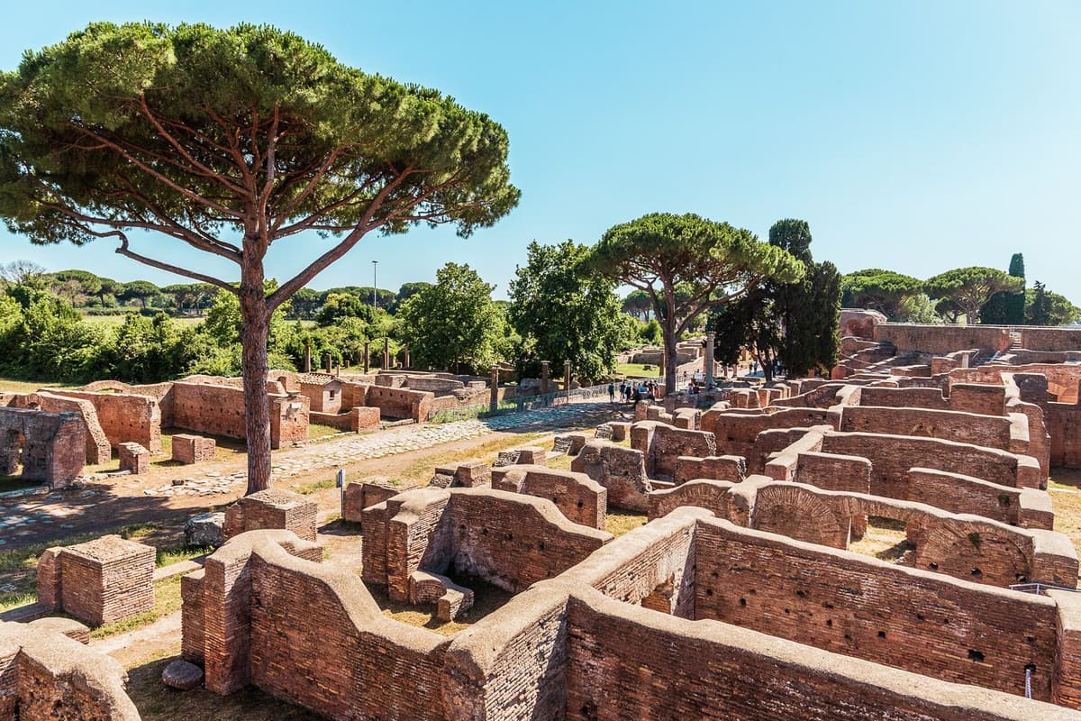 Tour en grupo reducido de Ostia Antica