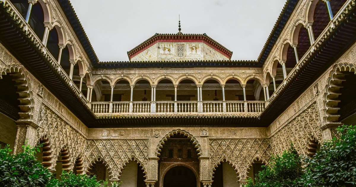 Sevilla: tour guiado por el Real Alcázar en grupo prémium