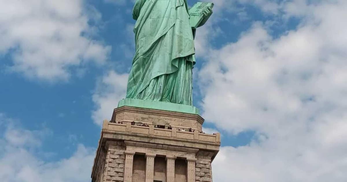 Statue of Liberty and Ellis Island Tour