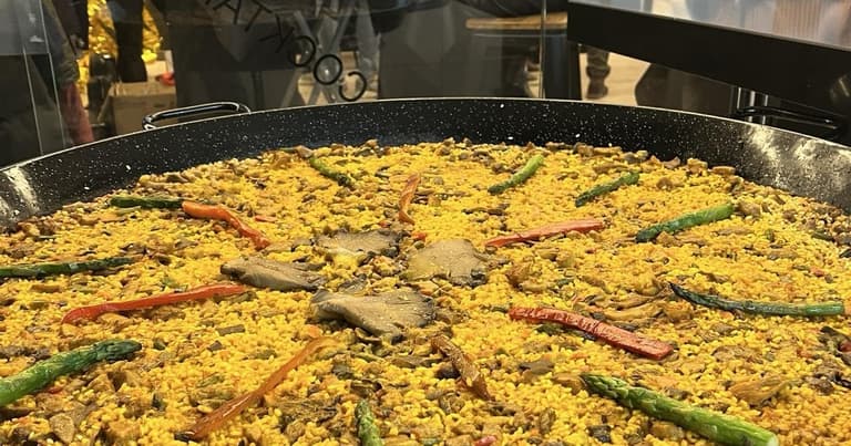 Paella Cooking Classes in Madrid