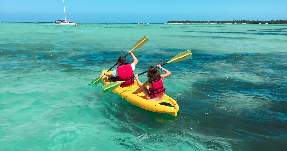 Desde Cancún: Escápate al Caribe con la Entrada al Parque Garrafón