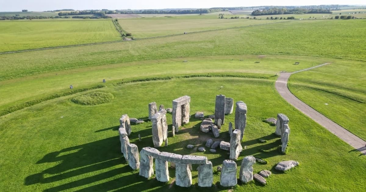 Private Viewing of Stonehenge Inner Circle
