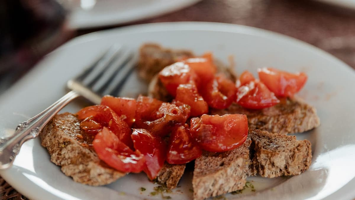 FROM MONTECATINI: CHIANTI'S E-BIKE TOUR AND WINE TASTING