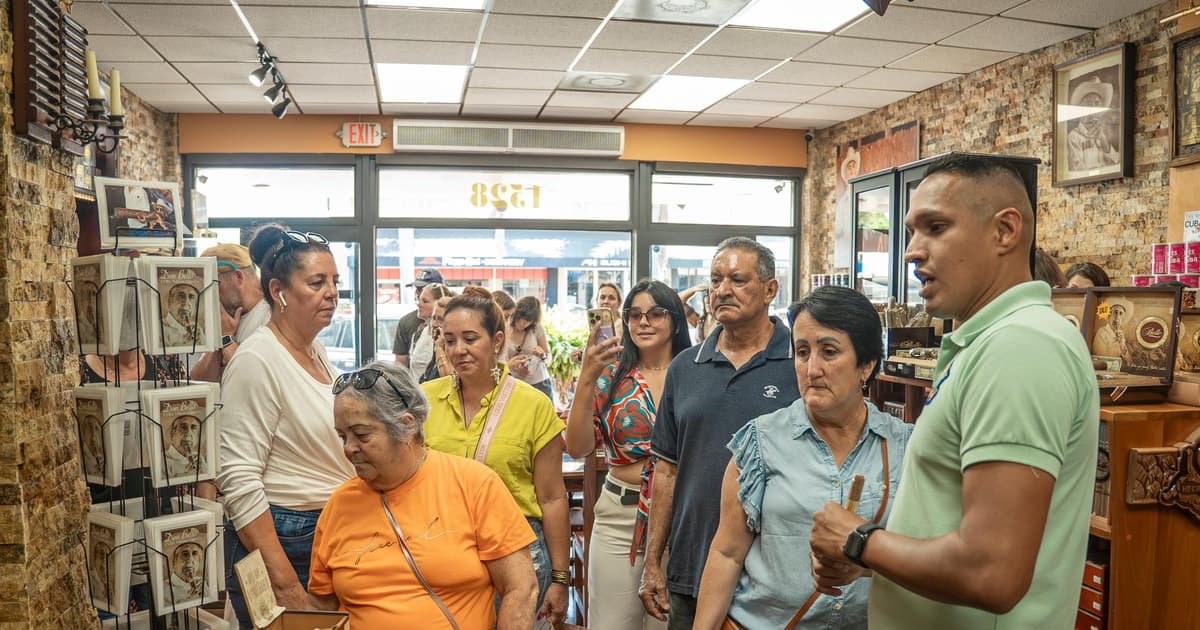 Miami: Little Havana Food Culture and Salsa tour