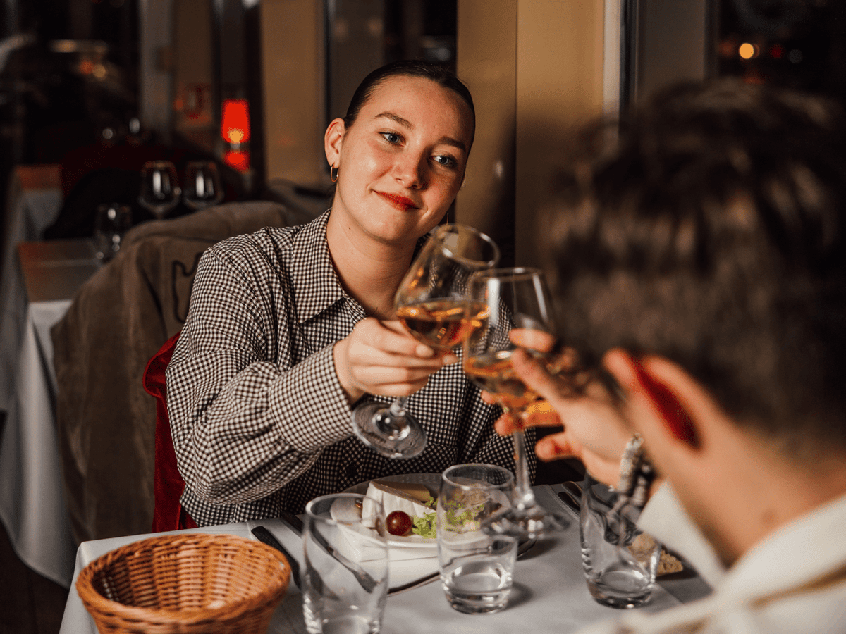 París: Cena en Crucero por el Sena desde la Torre Eiffel/Estatua de la Libertad