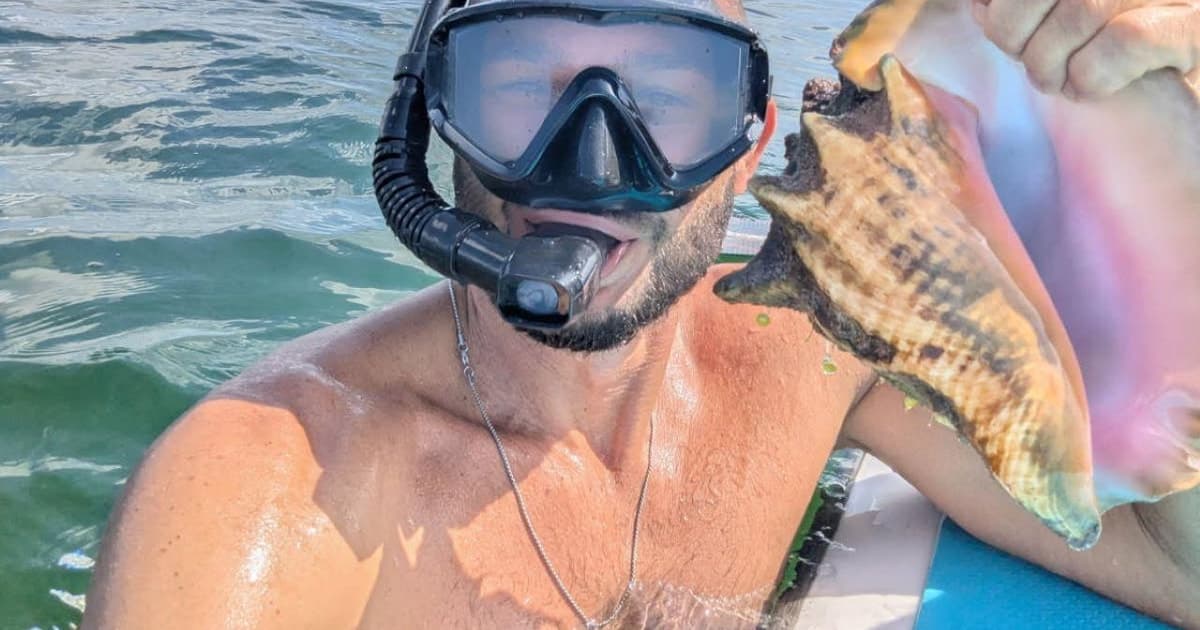 Paddle Out, Sandbar and Snorkel Adventure in Key Biscayne