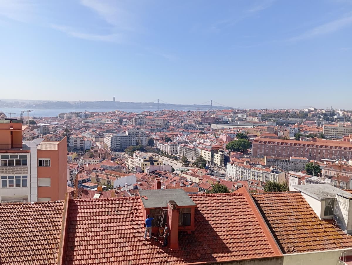 Lisbon. Tuktuk tour, Alfama & Historic city tour