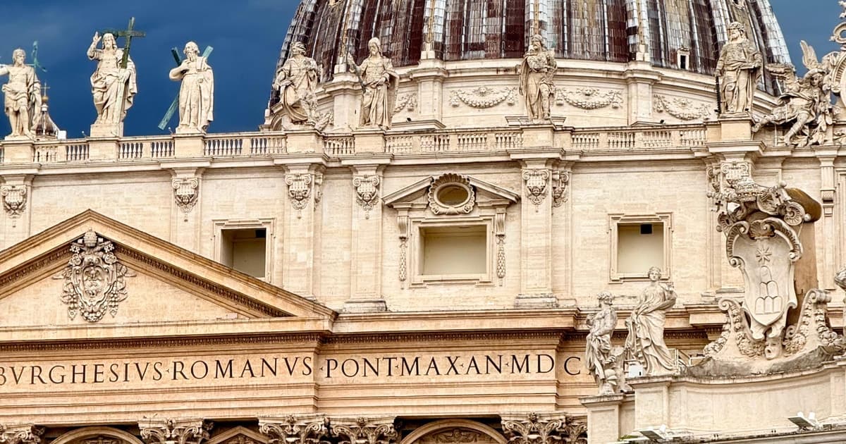 Vaticano: visita a la basílica de San Pedro, subida a la cúpula y tumbas papales