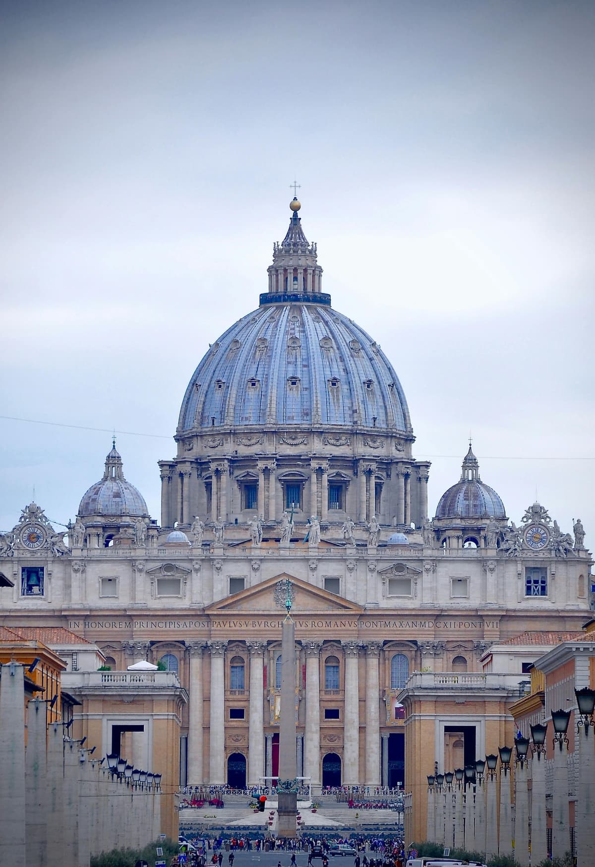 Tour of St. Peter's Basilica + daily hop-on hop-off sightseeing bus