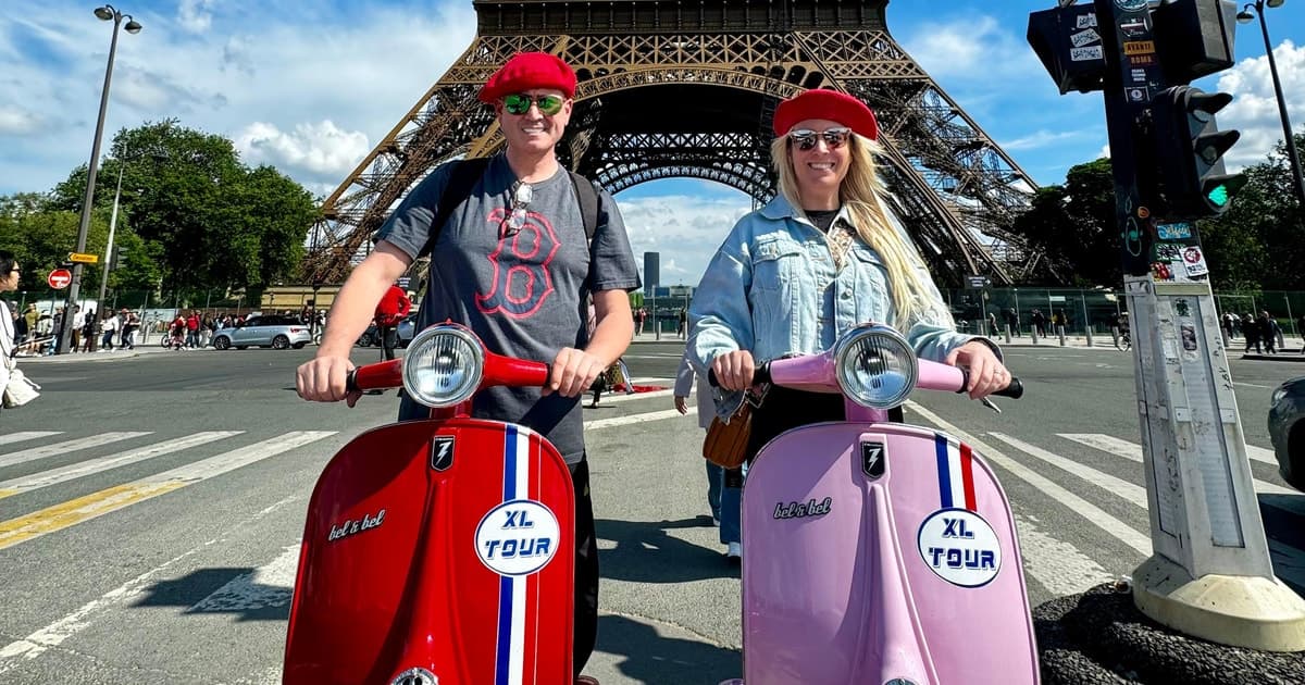 Paris: City Highlights Segway Tour