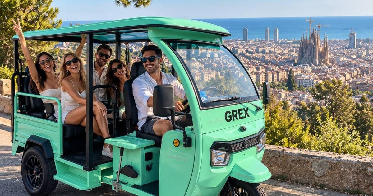Barcelona: Electric Tuk-Tuk Tour with Local Guide