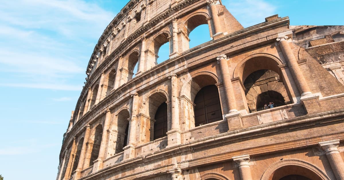Entrada al Coliseo, al Foro Romano y al Monte Palatino y audioguía.