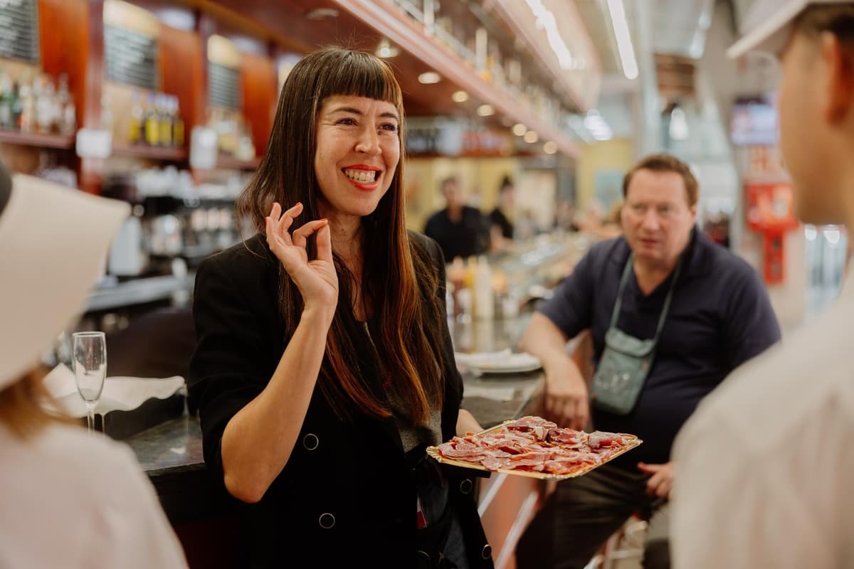 Barcelona: Hidden Markets, Tapas & Paella Food Tour
