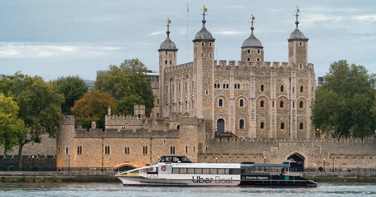 London: River Thames Express Cruise & Digital Audio Tour