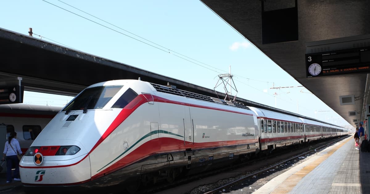 Explore Pisa with Freccia train from Rome
