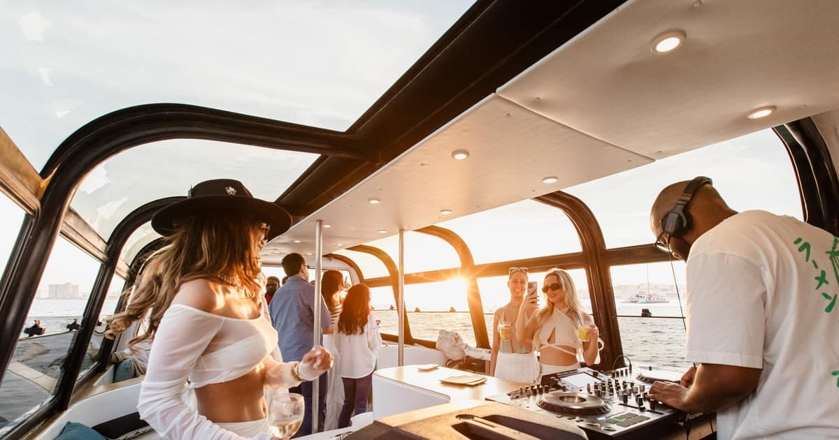 Lisbon Sunset DJ Party Cruise with Pizza & Drinks