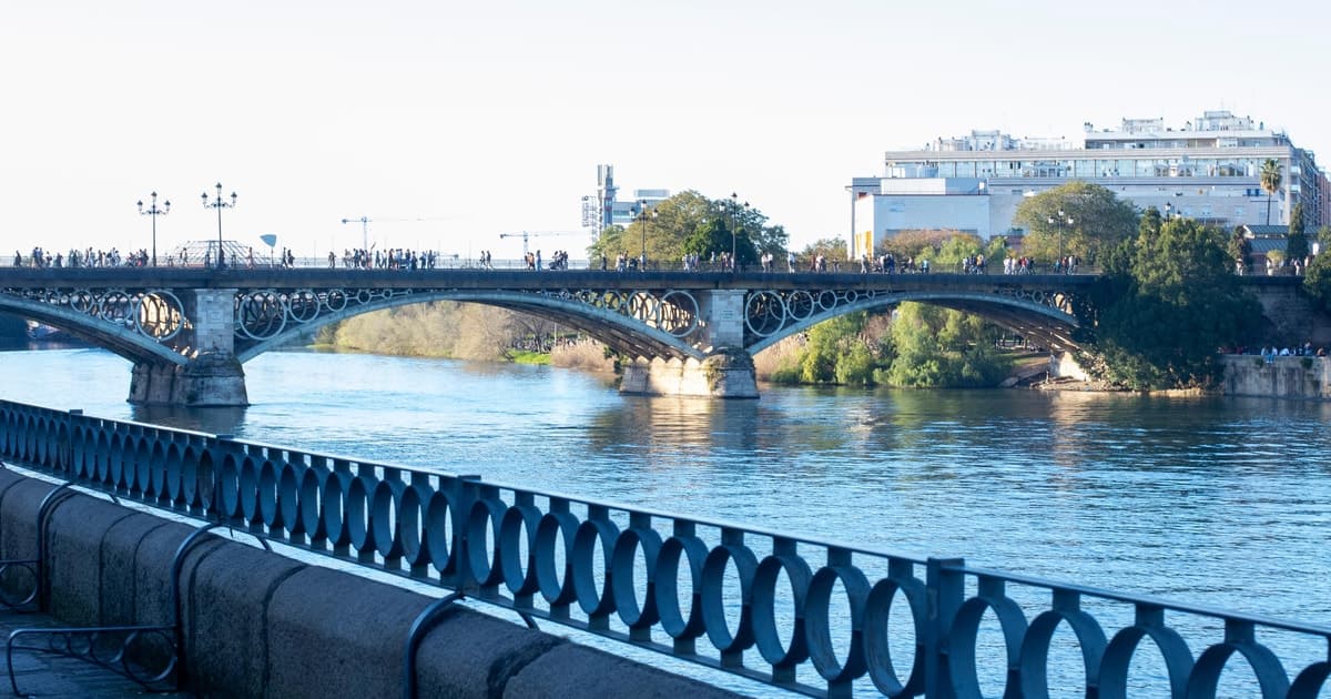 Tour guiado por la triana de Maria Jimenez: duende, arte y flamenco