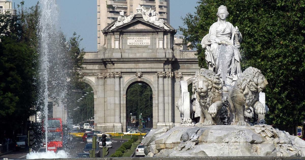 Private Full-day Tour of Madrid Most Important Monuments