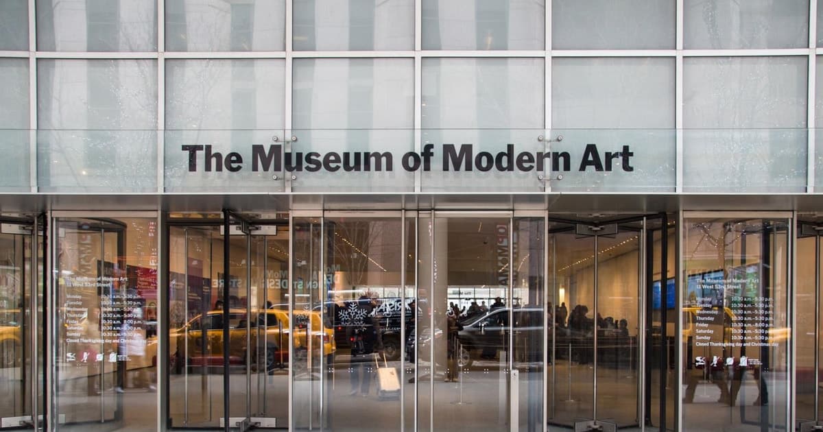 NYC: Visit Museum of Modern Art & 3hr Manhattan Walking Tour