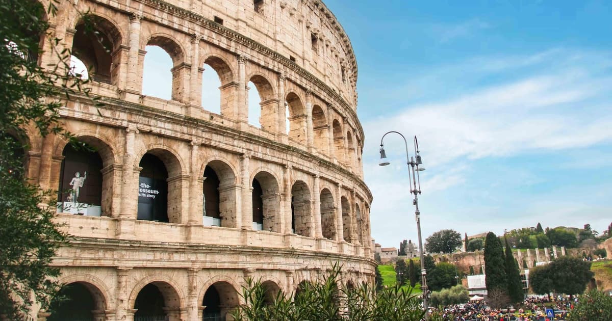 Rome: Colosseum Arena Floor, Palatine & Forum Guided Tour