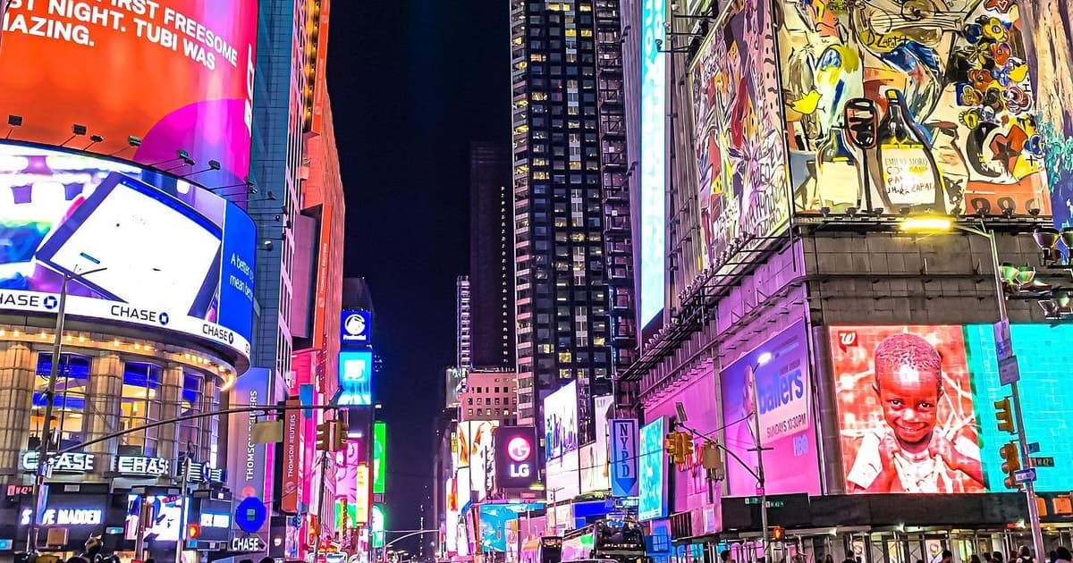 NYC: Story of Rockefeller+His Railway in Times Square+Ticket