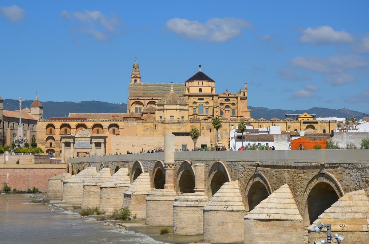 Desde Madrid: Excursión de un día a Córdoba y la Mezquita en tren de alta velocidad
