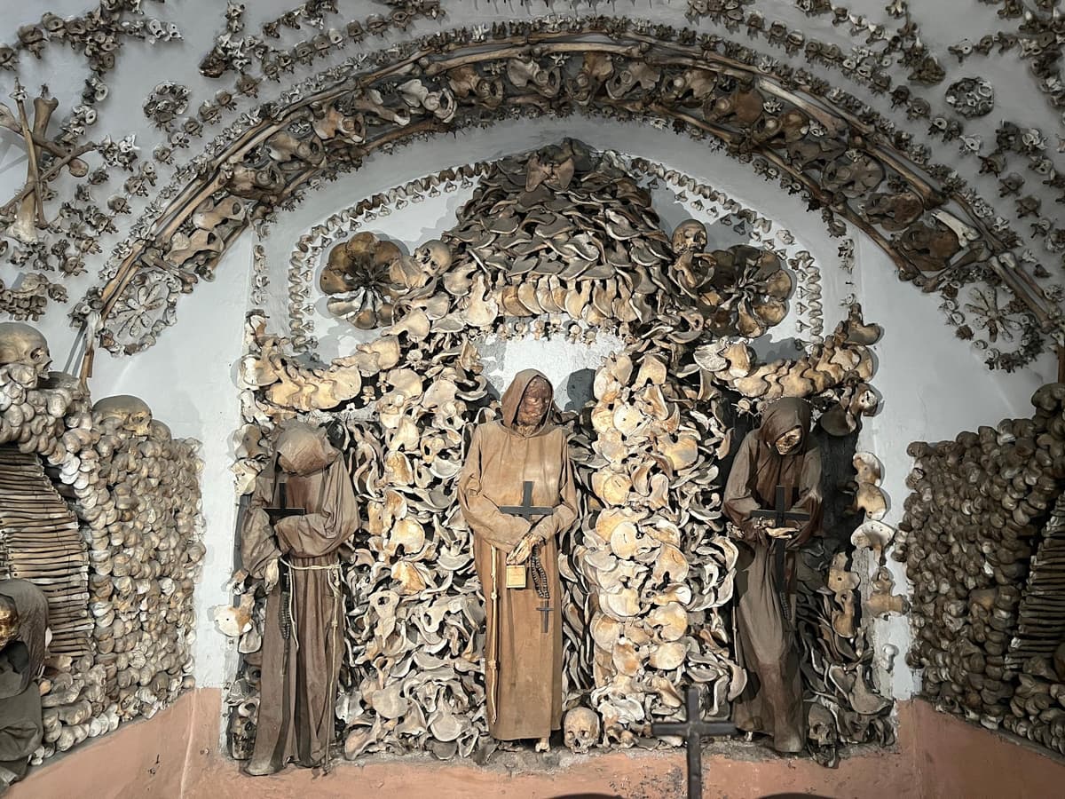 Rome: Bone Chapel & City Secrets Walk