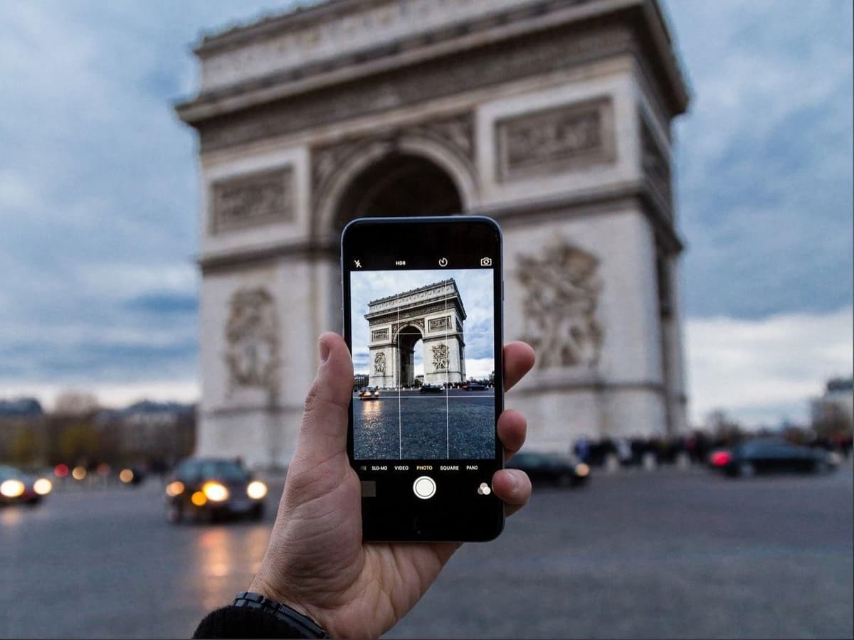 Paris: Arc de Triomphe Entry Ticket & Self-Guided Audio Tour