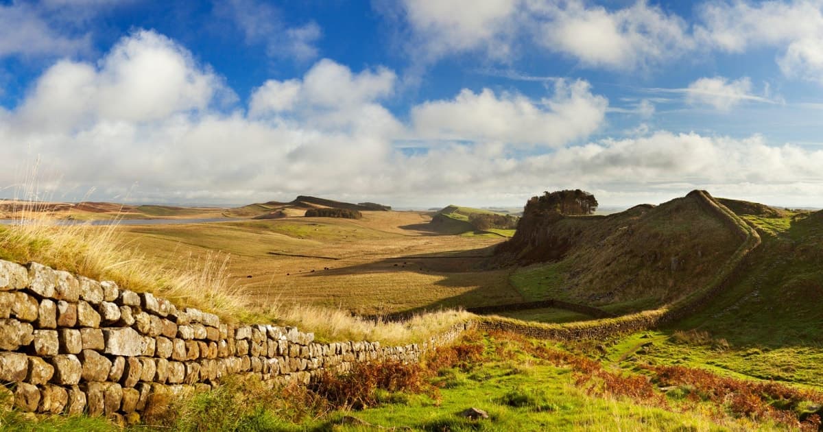 Rosslyn Chapel and Hadrian's Wall Small Group Day Tour