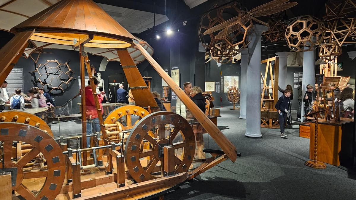 Small-Group Uffizi Museum and Leonardo Da Vinci Highlights