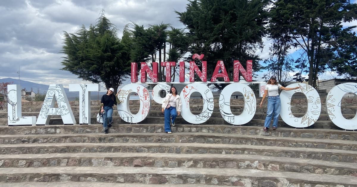 Quito: recogida en el aeropuerto y visita a la Mitad del Mundo